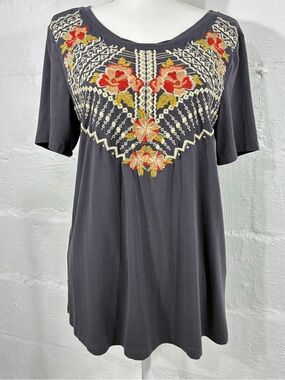 JODIFL EMBROIDERED TOP